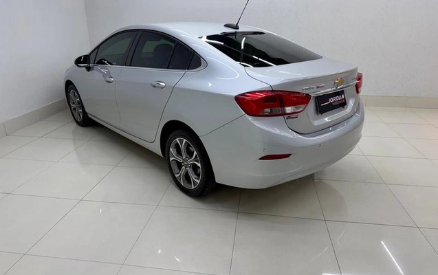 imagem-https://www.socarrao.com.br/sc-vehicle-images-prod/3469779/1787838206456-8421690_8_B_2b0f24e7c2.jpeg