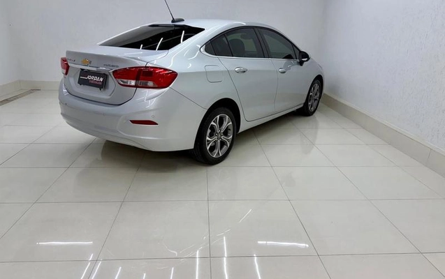imagem-https://www.socarrao.com.br/sc-vehicle-images-prod/3469779/1787838206456-8421690_9_B_ca0f41d031.jpeg