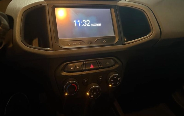 imagem-https://www.socarrao.com.br/sc-vehicle-images-prod/3469811/1789081955644-8421377_2_B_5a9806a5c8.jpeg