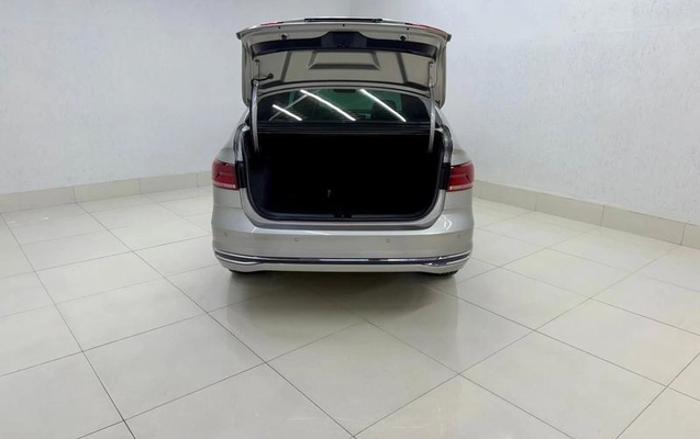 imagem-https://www.socarrao.com.br/sc-vehicle-images-prod/3469975/1787838183141-8421740_10_B_8182b27c31.jpeg