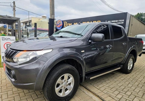 Mitsubishi Triton 2019 Cinza — foto 1 de 3