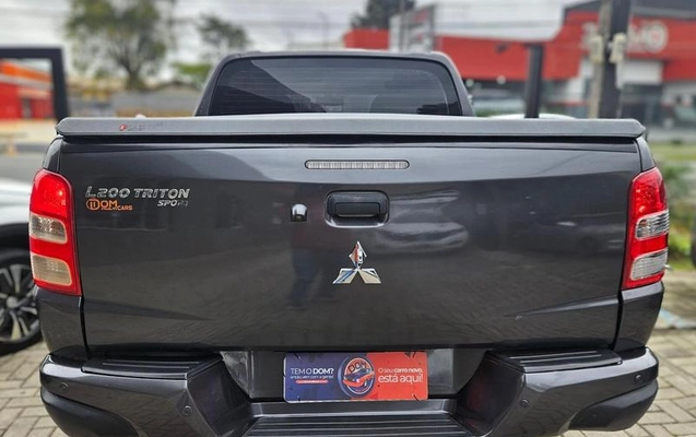 imagem-https://www.socarrao.com.br/sc-vehicle-images-prod/3470080/1788525314053-8348950_2_B_41dd61e5bb.jpeg