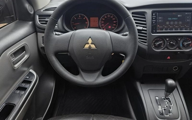 imagem-https://www.socarrao.com.br/sc-vehicle-images-prod/3470080/1788525314060-8348950_9_B_56ceabf6e0.jpeg