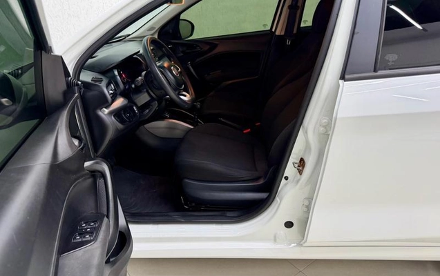 imagem-https://www.socarrao.com.br/sc-vehicle-images-prod/3470143/1787846754749-8421851_13_B_204d6ee774.jpeg