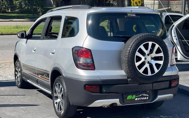 imagem-https://www.socarrao.com.br/sc-vehicle-images-prod/3470166/1787837870029-8421644_14_B_c0fe29315d.jpeg