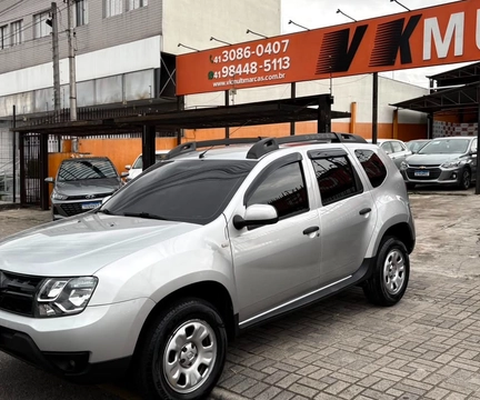 Renault Duster 2016 Prata — foto 1 de 3