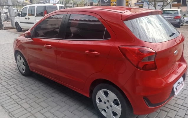 imagem-https://www.socarrao.com.br/sc-vehicle-images-prod/3470190/1787837966194-V2hhdHNBcHAgSW1hZ2UgMjAyNi0wOC0wNCBhdCAxMC4yOC4wOC5qcGVn.jpeg