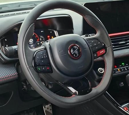 imagem-https://www.socarrao.com.br/sc-vehicle-images-prod/3470229/1787838015672-8421841_9_B_157b1793b0.jpeg