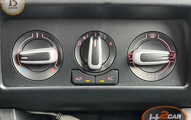 imagem-https://www.socarrao.com.br/sc-vehicle-images-prod/3470555/1789562384210-8287654_15_B_cb16124289.jpeg