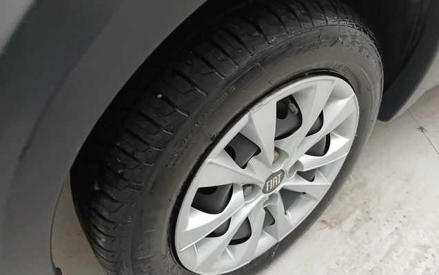 imagem-https://www.socarrao.com.br/sc-vehicle-images-prod/3470559/1787838736157-2_032544.jpg