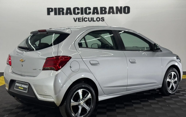 imagem-https://www.socarrao.com.br/sc-vehicle-images-prod/3470568/1787838925568-3520ee27-2ab0-6295-b451-90ff05c5b79c-img-20250912-wa0047jpg.jpg