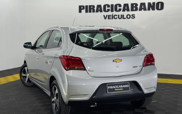 imagem-https://www.socarrao.com.br/sc-vehicle-images-prod/3470568/1787838925578-5e1bd28e-fbe2-b118-b343-bf6eedbb6db8-img-20250912-wa0050jpg.jpg