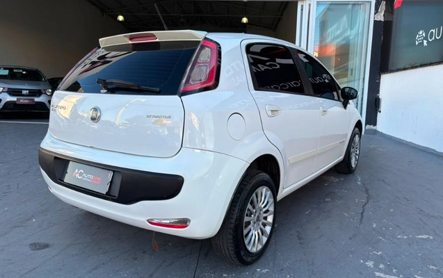 imagem-https://www.socarrao.com.br/sc-vehicle-images-prod/3470685/1789565395094-gb-b78f75f.jpg