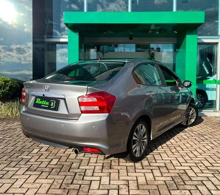 imagem-https://www.socarrao.com.br/sc-vehicle-images-prod/3470701/1790017281783-8419194_4_B_d97e8d8a94.jpeg