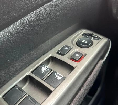 imagem-https://www.socarrao.com.br/sc-vehicle-images-prod/3470701/1790017281786-8419194_1_B_f72eda88ca.jpeg