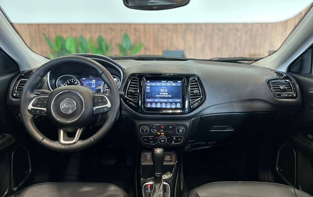 imagem-https://www.socarrao.com.br/sc-vehicle-images-prod/3470723/1787839311203-bd8b74c369a2463b98619502085cef33_1787839210906.jpg