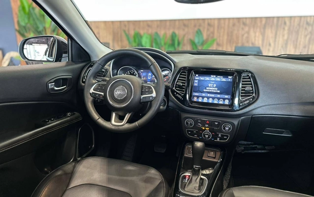 imagem-https://www.socarrao.com.br/sc-vehicle-images-prod/3470723/1787839311204-e26c2ef528234da4bf6597b7c569793e_1787839210912.jpg