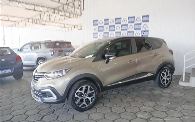 imagem-https://www.socarrao.com.br/sc-vehicle-images-prod/3470983/1787840252760-bb870897-e209-4ee7-9e05-972af339b5bf20260827110150.jpeg