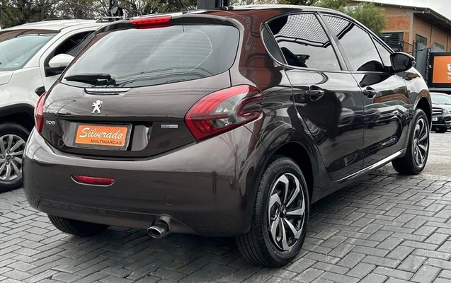 imagem-https://www.socarrao.com.br/sc-vehicle-images-prod/3471003/1788543354674-8312106_12_B_51aa3d4b2f.jpeg