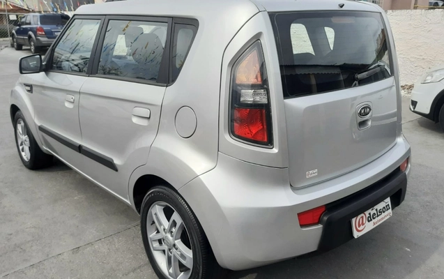 imagem-https://www.socarrao.com.br/sc-vehicle-images-prod/3471007/1787840322582-MDYuanBlZw.jpeg