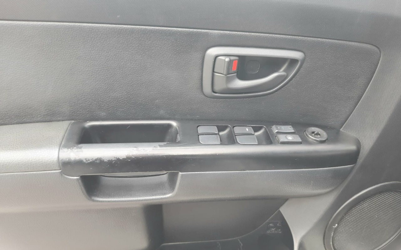 imagem-https://www.socarrao.com.br/sc-vehicle-images-prod/3471007/1787840323247-MTEuanBlZw.jpeg