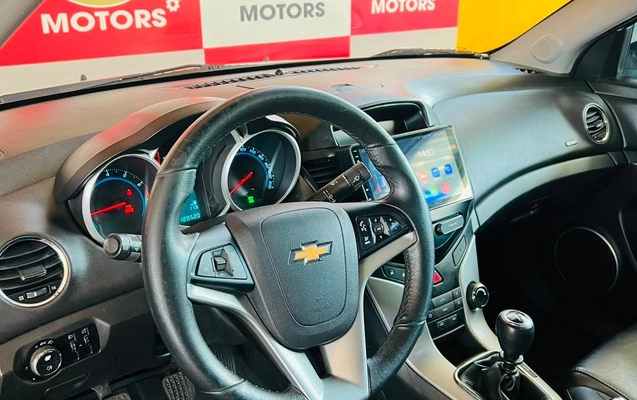 imagem-https://www.socarrao.com.br/sc-vehicle-images-prod/3471341/1787841100441-872b0827-273b-49df-9b5a-e24aae11250b.jpg