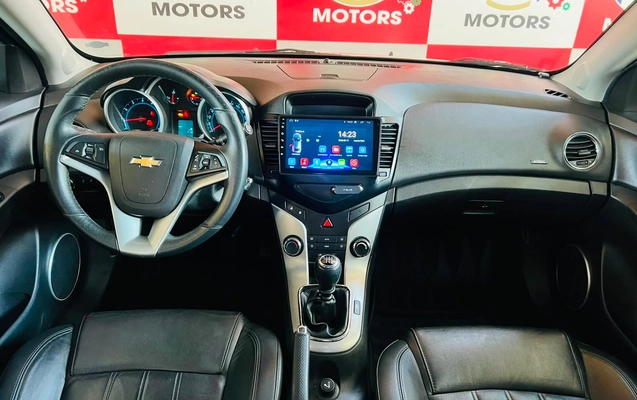 imagem-https://www.socarrao.com.br/sc-vehicle-images-prod/3471341/1787841100442-22dd3756-a9cf-4d4e-8d42-2a4921b730d8.jpg