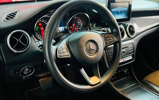 imagem-https://www.socarrao.com.br/sc-vehicle-images-prod/3471357/1787841123550-13b70dd5-c91b-4ebd-9bf2-81c0ab7fc08f.jpg