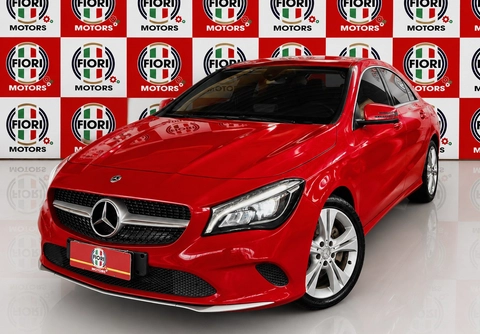 Mercedes-Benz CLA-180 1.6 16V 122cv Aut. 2019 Vermelho — foto 1 de 3