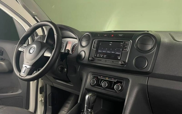 imagem-https://www.socarrao.com.br/sc-vehicle-images-prod/3471370/1789069622300-8422056_10_B_8a00b40ba3.jpeg