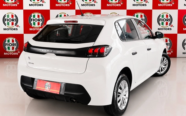 imagem-https://www.socarrao.com.br/sc-vehicle-images-prod/3471374/1787841162756-fde62d9c-b04b-4a90-b683-3040b2609160.jpg