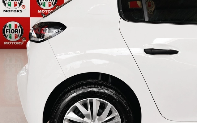imagem-https://www.socarrao.com.br/sc-vehicle-images-prod/3471374/1787841162759-478ab01e-f1f3-4070-9683-cc41499ee6b8.jpg