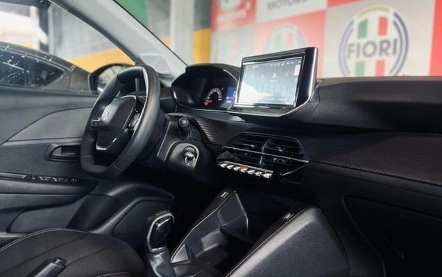 imagem-https://www.socarrao.com.br/sc-vehicle-images-prod/3471374/1787841162762-b0618bf3-4fcc-40f8-981f-81aa5b0e0796.jpg