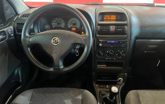 imagem-https://www.socarrao.com.br/sc-vehicle-images-prod/3471379/1787841207367-9d8c86a3-af95-4e3f-8f4d-fd702ad2ccac.jpg