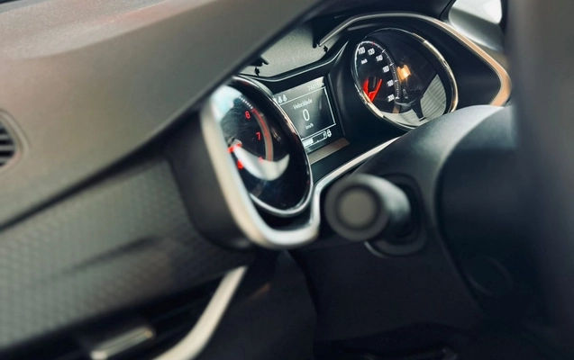 imagem-https://www.socarrao.com.br/sc-vehicle-images-prod/3471384/1787841213872-7c6abb15-07f2-4afb-a34c-a2b6adff92e0.jpg
