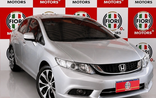 imagem-https://www.socarrao.com.br/sc-vehicle-images-prod/3471387/1787841219959-5b70581e-1965-4b39-9b74-2b67e4af8372.jpg