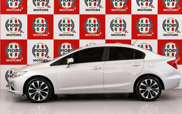 imagem-https://www.socarrao.com.br/sc-vehicle-images-prod/3471387/1787841219962-98c3621d-1d2f-4feb-8078-c7919f60b747.jpg