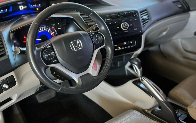 imagem-https://www.socarrao.com.br/sc-vehicle-images-prod/3471387/1787841219964-37b27975-ad6f-4ef1-a3f3-e1e9543c6eae.jpg