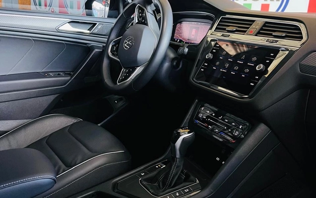 imagem-https://www.socarrao.com.br/sc-vehicle-images-prod/3471393/1787841242049-438136ce-cb8b-4098-b425-00ab38193c5d.jpg