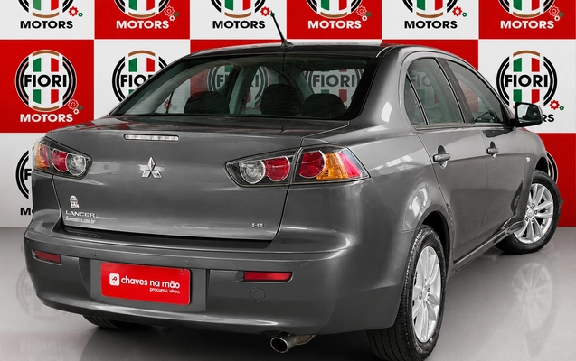 imagem-https://www.socarrao.com.br/sc-vehicle-images-prod/3471410/1787841284080-e4f437ae-bb8e-4fa0-bf6e-7a518ead8e90.jpg