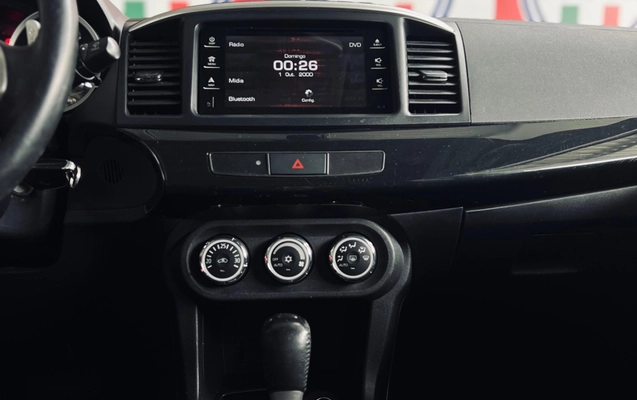 imagem-https://www.socarrao.com.br/sc-vehicle-images-prod/3471410/1787841284088-9c3f7609-2014-4b11-9054-ed01a7c44f29.jpg