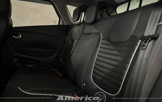 imagem-https://www.socarrao.com.br/sc-vehicle-images-prod/3471707/1789137766360-8419053_6_B_92d331c537.jpeg
