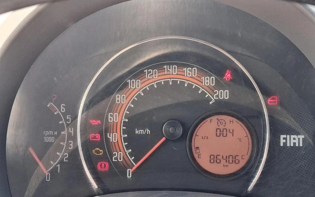 imagem-https://www.socarrao.com.br/sc-vehicle-images-prod/3471803/1787842211961-8421496_9_B_6b83d76855.jpeg
