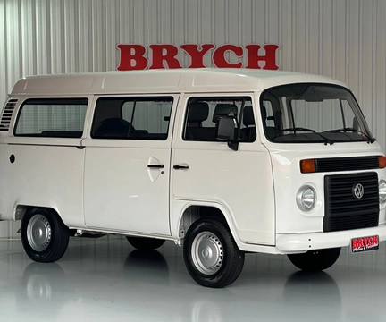 Volkswagen Kombi 2012 Branco — foto 1 de 3