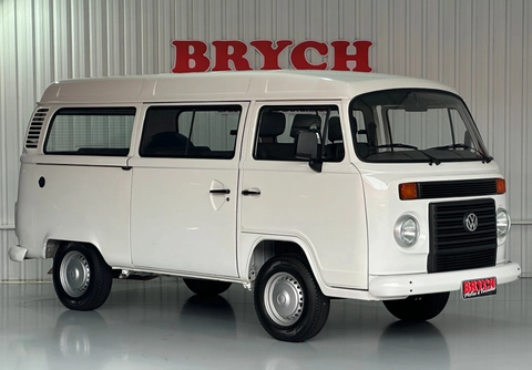 Volkswagen Kombi 2012 Branco — foto 1 de 3