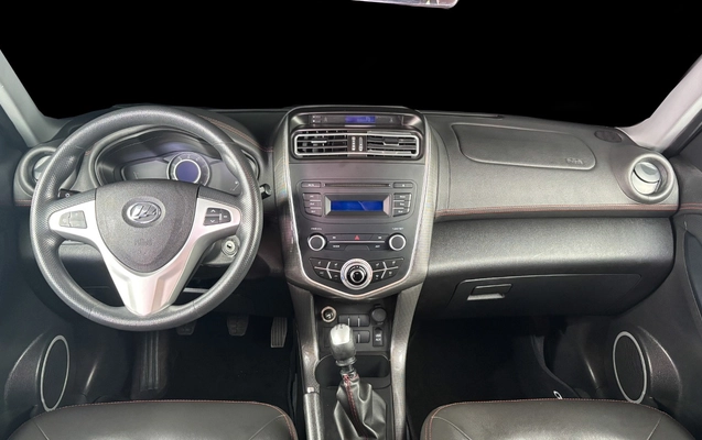 imagem-https://www.socarrao.com.br/sc-vehicle-images-prod/3471934/1787842554903-MDA5LmpwZw.jpg