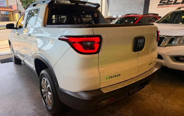 imagem-https://www.socarrao.com.br/sc-vehicle-images-prod/3471941/1789564691372-8422465_7_B_7c121f257d.jpeg