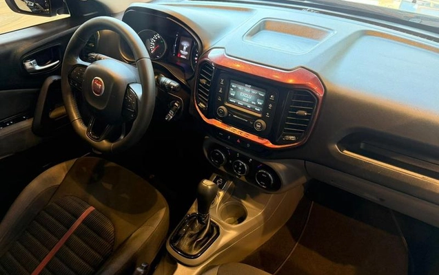 imagem-https://www.socarrao.com.br/sc-vehicle-images-prod/3471941/1789564691383-8422465_15_B_c4b3cf889a.jpeg