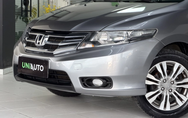 imagem-https://www.socarrao.com.br/sc-vehicle-images-prod/3472176/1787842935491-003_d607d7f01779d8be524f76817723a1e4.jpeg