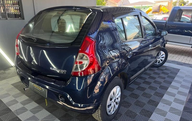 imagem-https://www.socarrao.com.br/sc-vehicle-images-prod/3472237/1787948242365-8422513_0_B_91e7ca90cf.jpeg
